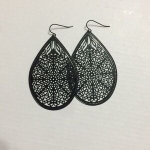 Black tear drop earrings
